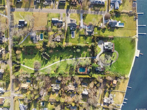 104 Union Avenue, Center Moriches NY 11934