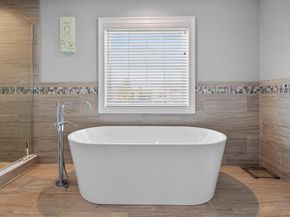 805 Pine Place, Bellmore NY 11710