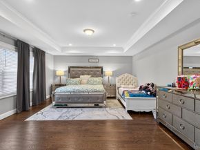 805 Pine Place, Bellmore NY 11710