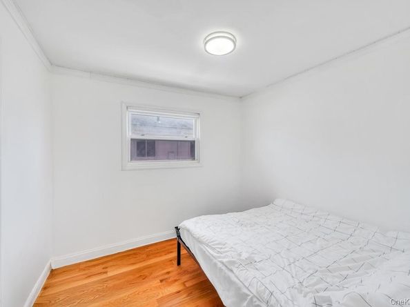 30 Sutton Street, Hempstead NY 11550