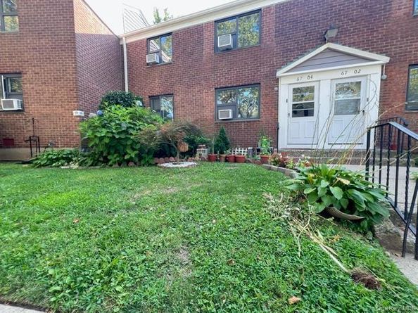67-04 218 Street 1, Bayside NY 11364