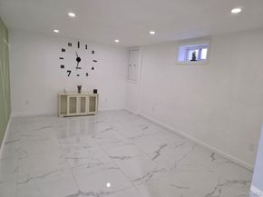 30 Aberdeen Road, New Hyde Park NY 11040