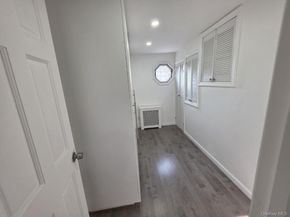 30 Aberdeen Road, New Hyde Park NY 11040