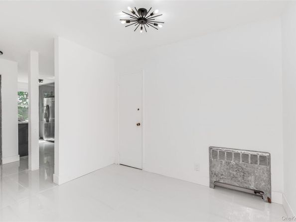 79 Lawrence Park Crescent 79, Bronxville NY 10708