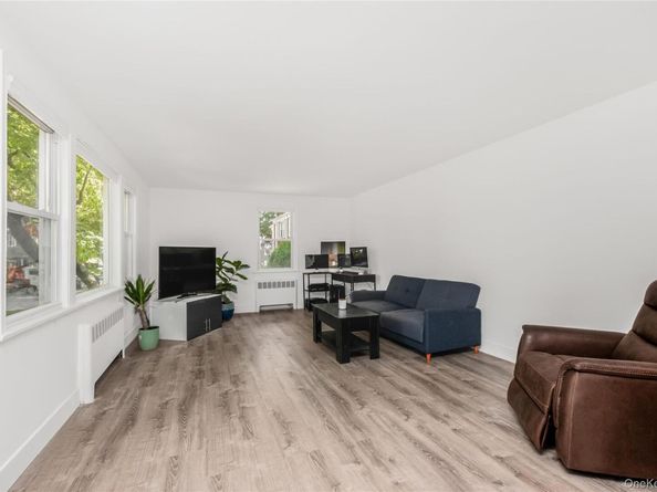 79 Lawrence Park Crescent 79, Bronxville NY 10708