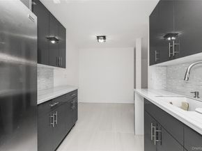 79 Lawrence Park Crescent 79, Bronxville NY 10708