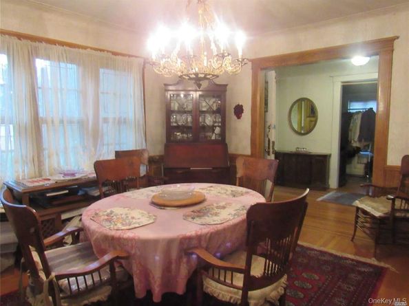 8302 116th Street, Richmond Hill NY 11418