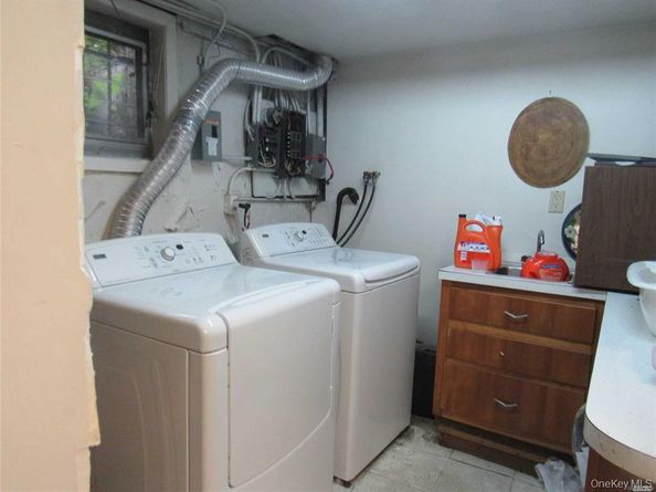 8302 116th Street, Richmond Hill NY 11418