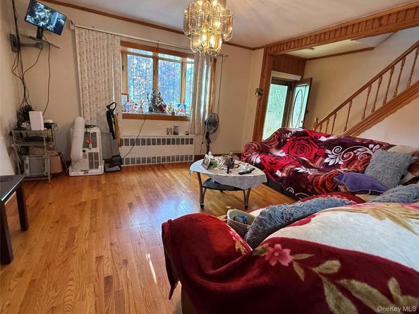 15 Euclid Avenue, Brooklyn NY 11208
