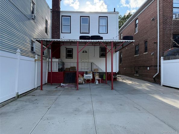 15 Euclid Avenue, Brooklyn NY 11208