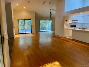 16 Karin Drive, East Hampton NY 11937