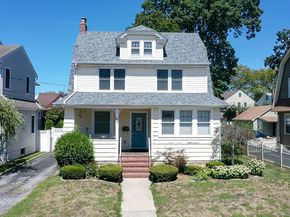67 Burtis Street, Lynbrook NY 11563