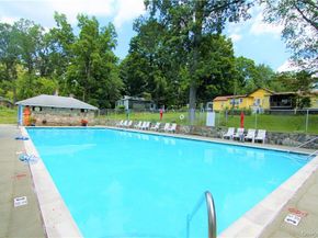 3155 Lexington Avenue 14, Mohegan Lake NY 10567