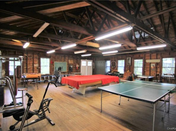 3155 Lexington Avenue 14, Mohegan Lake NY 10567