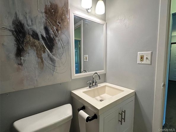 151 Fairharbor Drive 151, Patchogue NY 11772