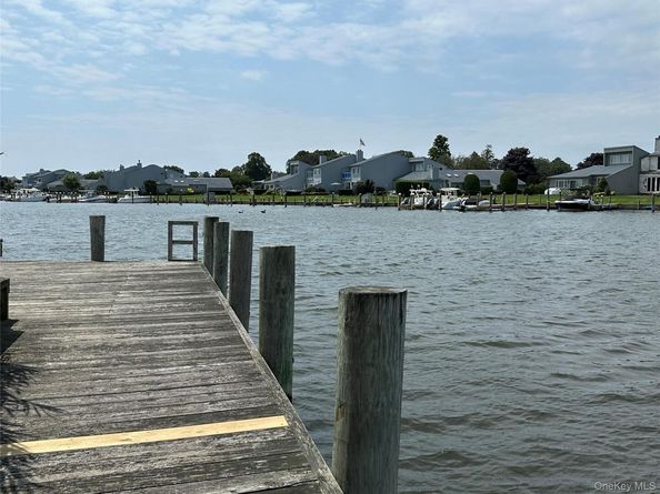 151 Fairharbor Drive 151, Patchogue NY 11772