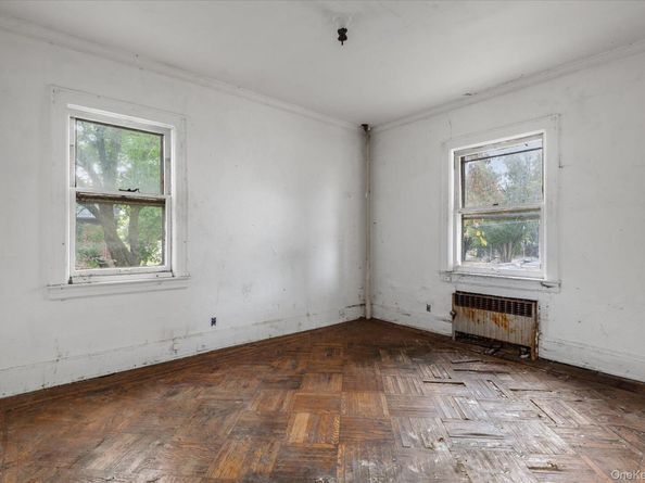 8545 67th Road, Rego Park NY 11374
