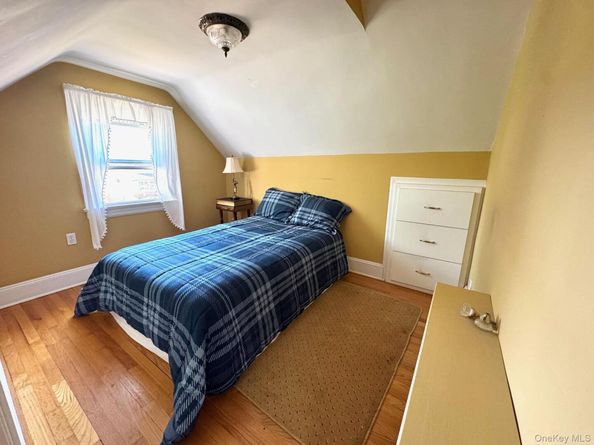 175 Daffodil Avenue, Franklin Square NY 11010
