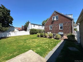 175 Daffodil Avenue, Franklin Square NY 11010