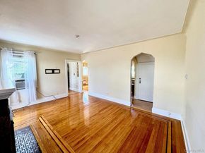 175 Daffodil Avenue, Franklin Square NY 11010