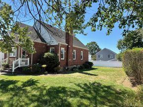 175 Daffodil Avenue, Franklin Square NY 11010