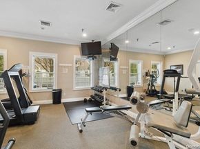 37 Constantine Way, Mount Sinai NY 11766