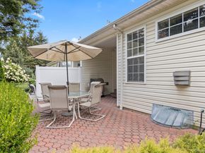 37 Constantine Way, Mount Sinai NY 11766