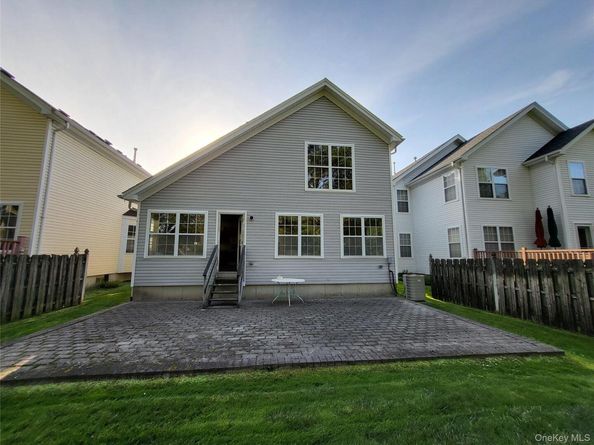 48 Kate Circle, Middle Island NY 11953
