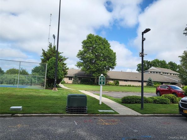 48 Kate Circle, Middle Island NY 11953