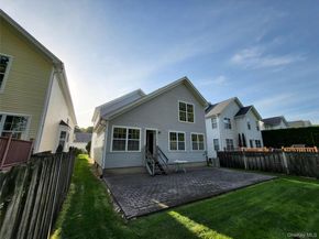 48 Kate Circle, Middle Island NY 11953