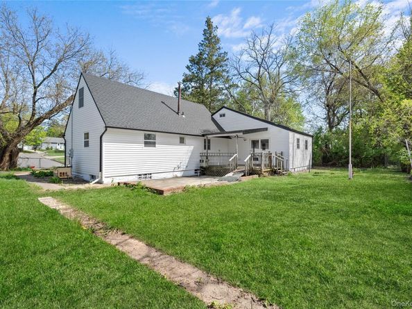 21A Lehigh Avenue, Centereach NY 11720