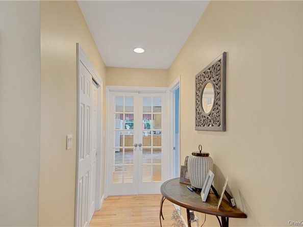 320 N Terrace Avenue, Mount Vernon NY 10550