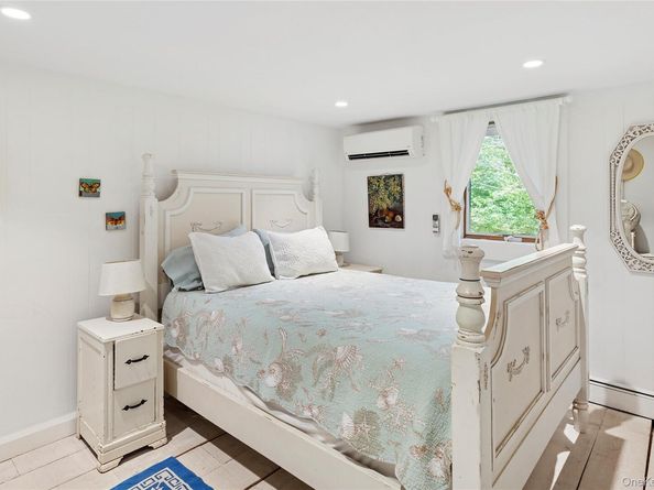 148 Monroe Drive, Montauk NY 11954