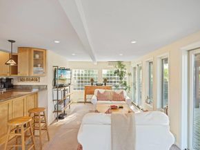 6 Gallatin Lane, East Hampton NY 11937