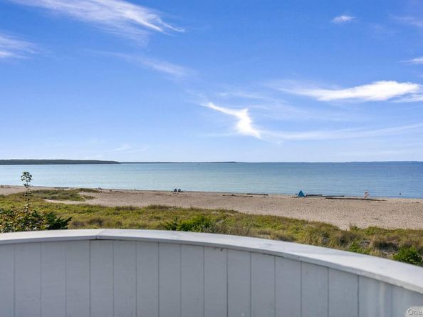6 Gallatin Lane, East Hampton NY 11937
