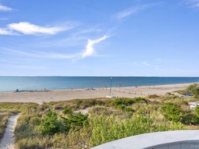 6 Gallatin Lane, East Hampton NY 11937