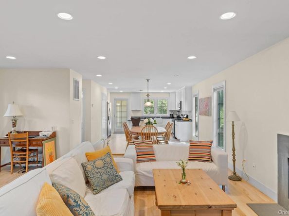 6 Gallatin Lane, East Hampton NY 11937