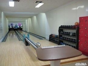 837 Skyline Drive 837, Coram NY 11727