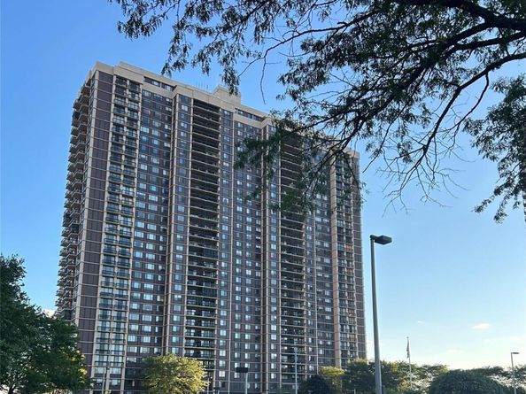 27110 Grand Central Parkway 33T, Floral Park NY 11005