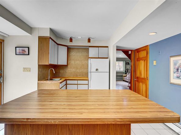 60 Baldwin Avenue, Point Lookout NY 11569