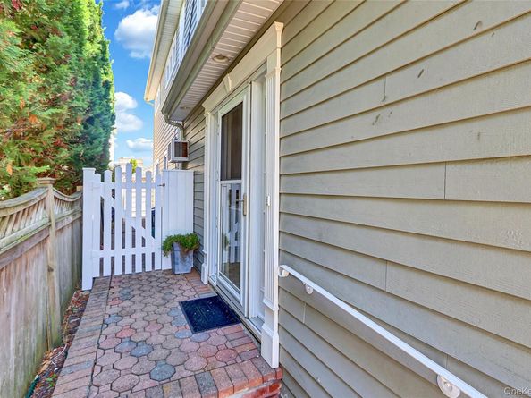 60 Baldwin Avenue, Point Lookout NY 11569