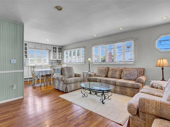 60 Baldwin Avenue, Point Lookout NY 11569