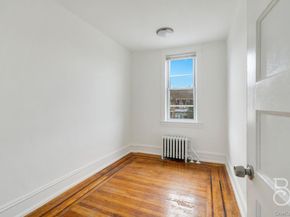 27-12 Ditmars Boulevard, Astoria NY 11105