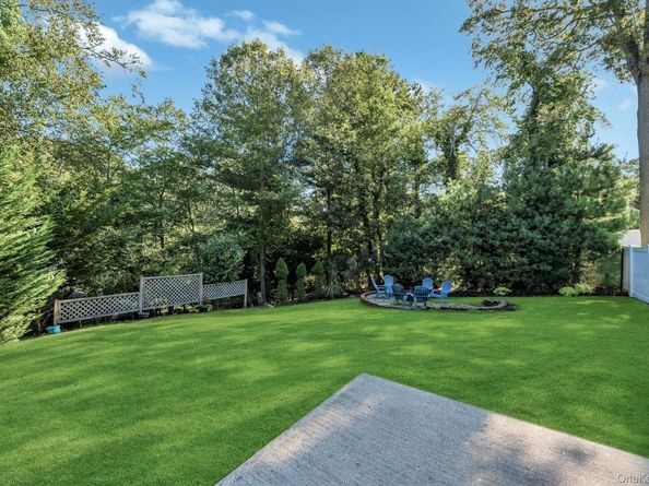 69 Forest Road, Kings Park NY 11754