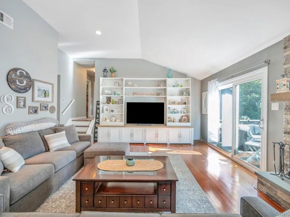69 Forest Road, Kings Park NY 11754