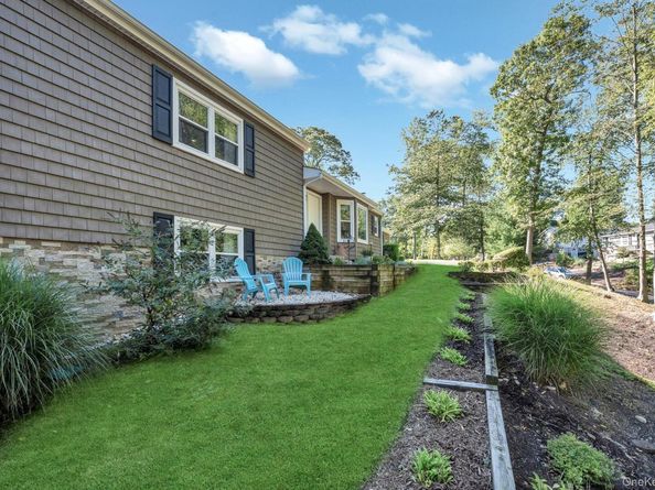 69 Forest Road, Kings Park NY 11754