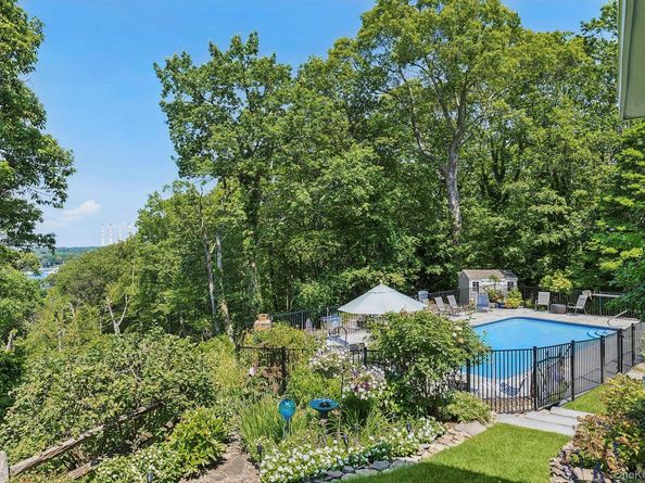 19 Beach Plum Drive, Centerport NY 11721