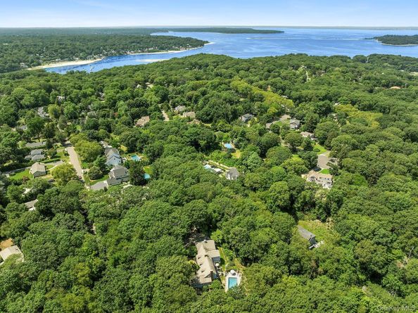 19 Beach Plum Drive, Centerport NY 11721