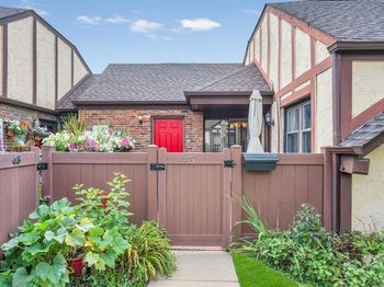45 Greenmeadow Court