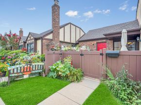 45 Greenmeadow Court, Deer Park NY 11729
